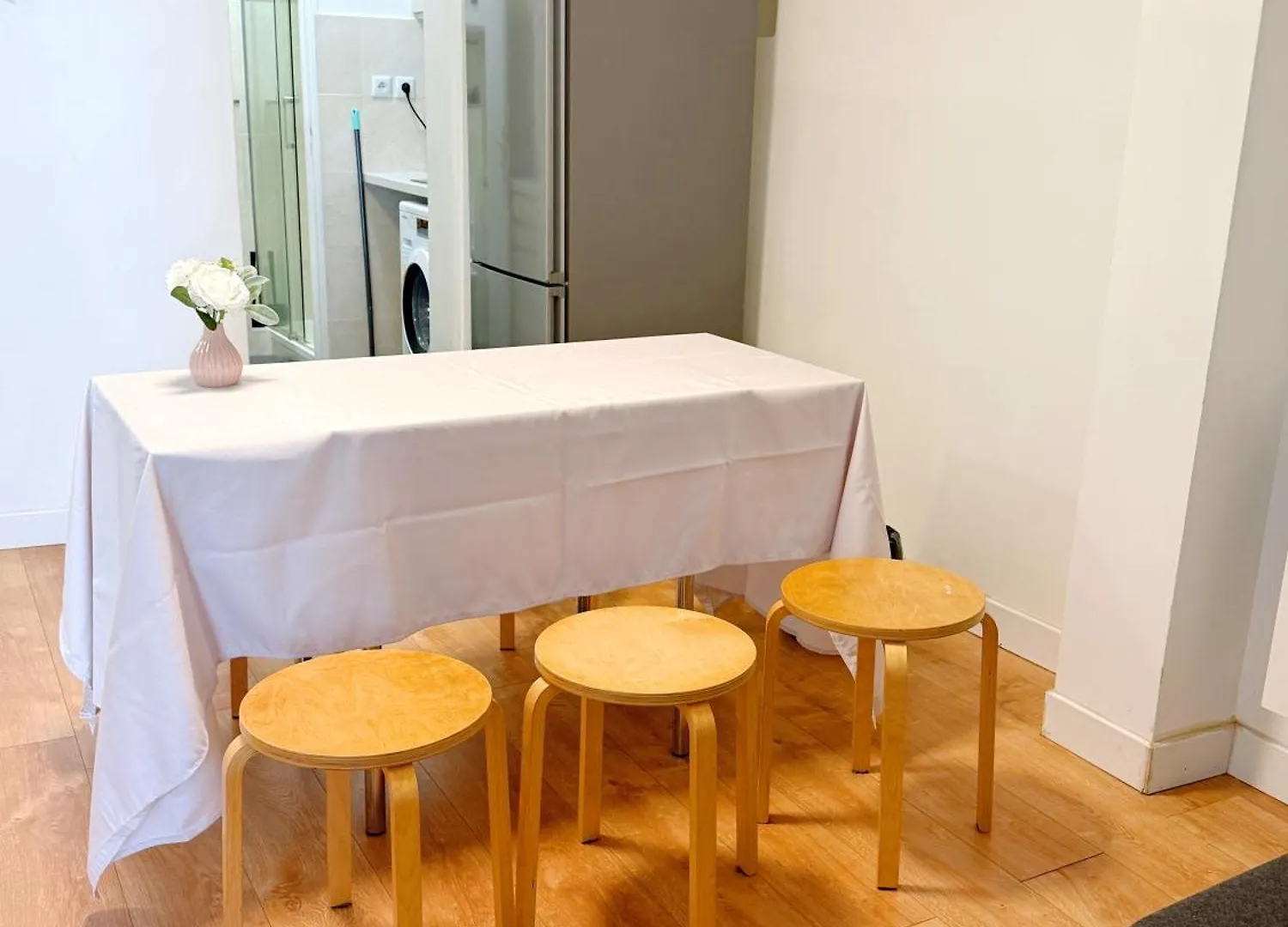 5 People Apt Centre Paris 3Em In Meslay Marais شقة